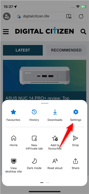 The Settings button from Edge for iPhone