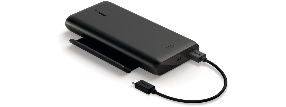 Can I carry power banks while traveling by plane? - Digital Citizen