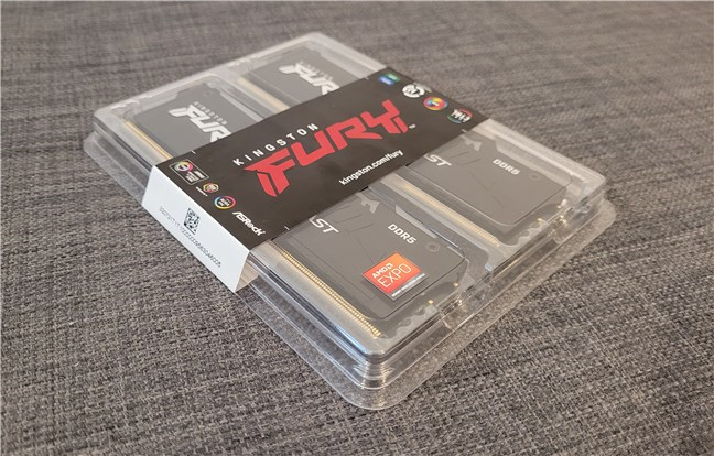 Kingston 32GB Kit (2x16GB) DDR5 Fury Beast RGB AMD EXPO C36