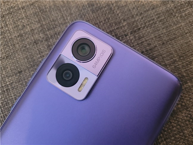 Motorola Edge 30 Neo color lila violeta