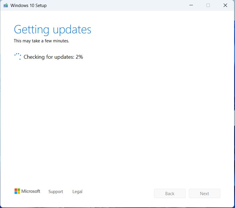 Media Creation Tool is checking for Windows 10 updates