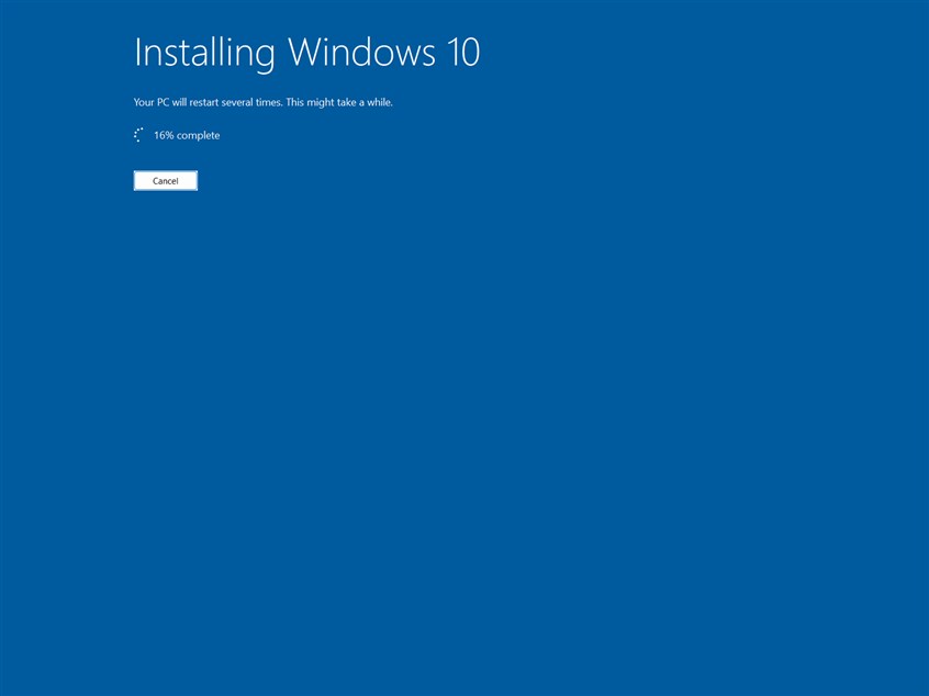 Windows 10 is installing. Wait for it to finish