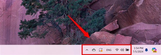 The system tray icons in Windows 11