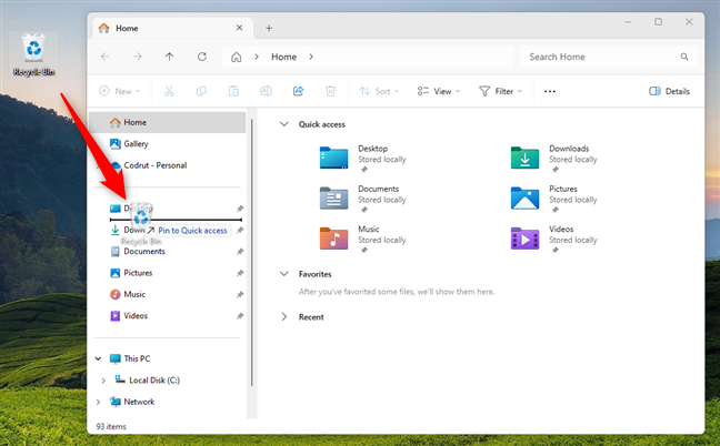 Drag and drop to pin the Recycle Bin to File Explorer