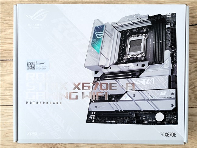 The packaging for ASUS ROG Strix X670E-A Gaming WiFi looks good