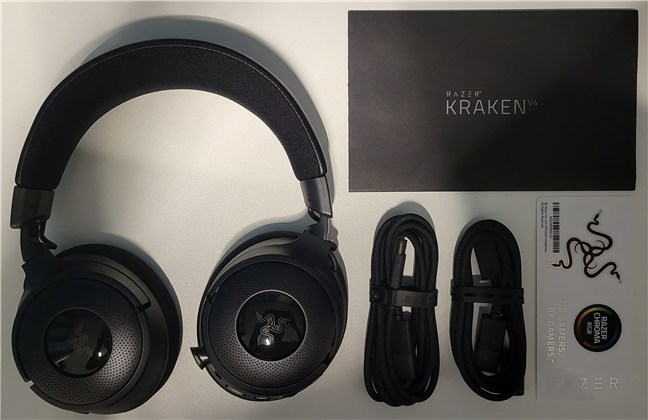 All the items you'll find alongside the Razer Kraken V4