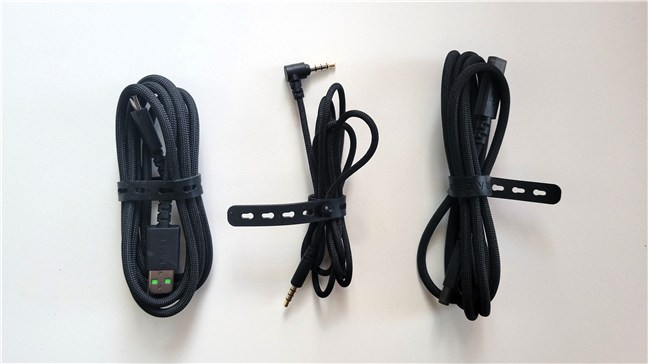 The USB and 3.5 cables bundled