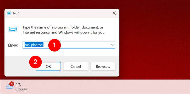 How to open Photos from the Run window in Windows 11