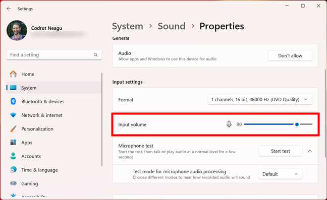 How to adjust the mic volume