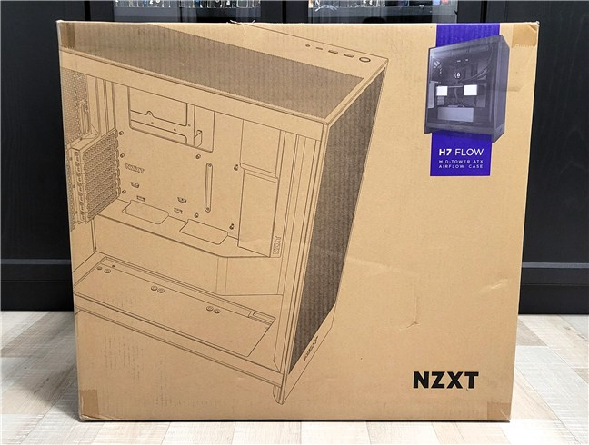 The packaging of the NZXT H7 Flow