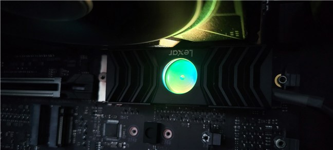 The SSD has integrated active cooling with RGB