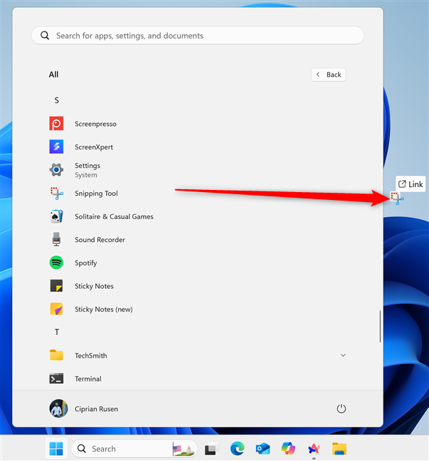 Drag the Snipping Tool shortcut to the desktop