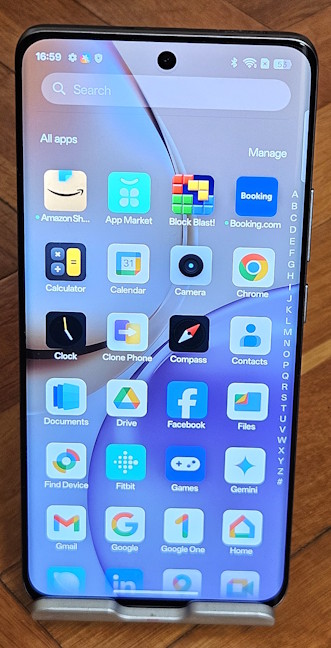 Realme 14 Pro comes with many preinstalled apps